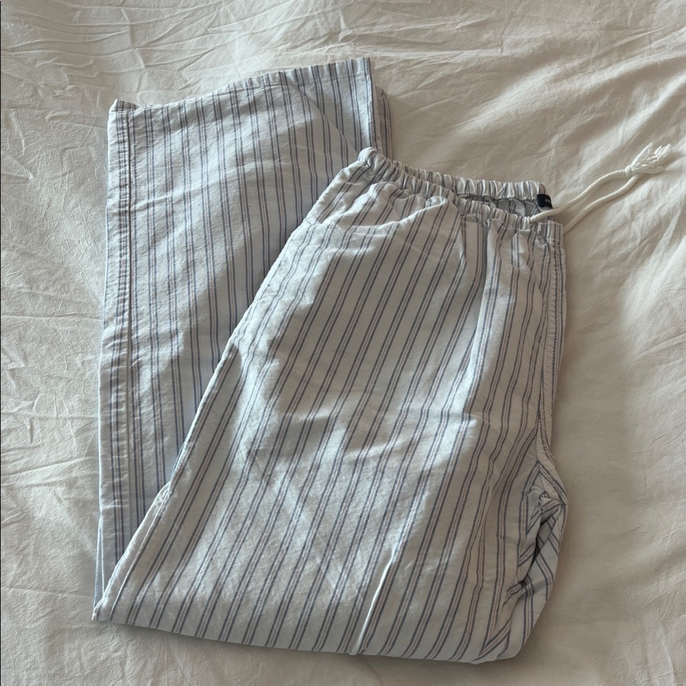 Brandy Melville White and Blue Striped Joggers
